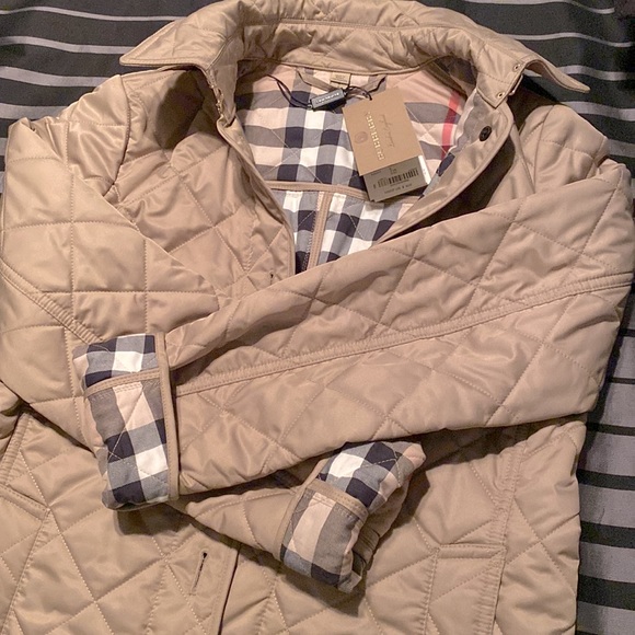 Coat - Picture 2 of 4